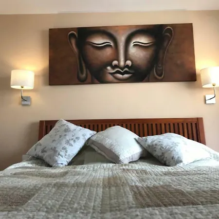 Apartment Modern Ausgestattete Ferienwohnung Mit Glasfaser *